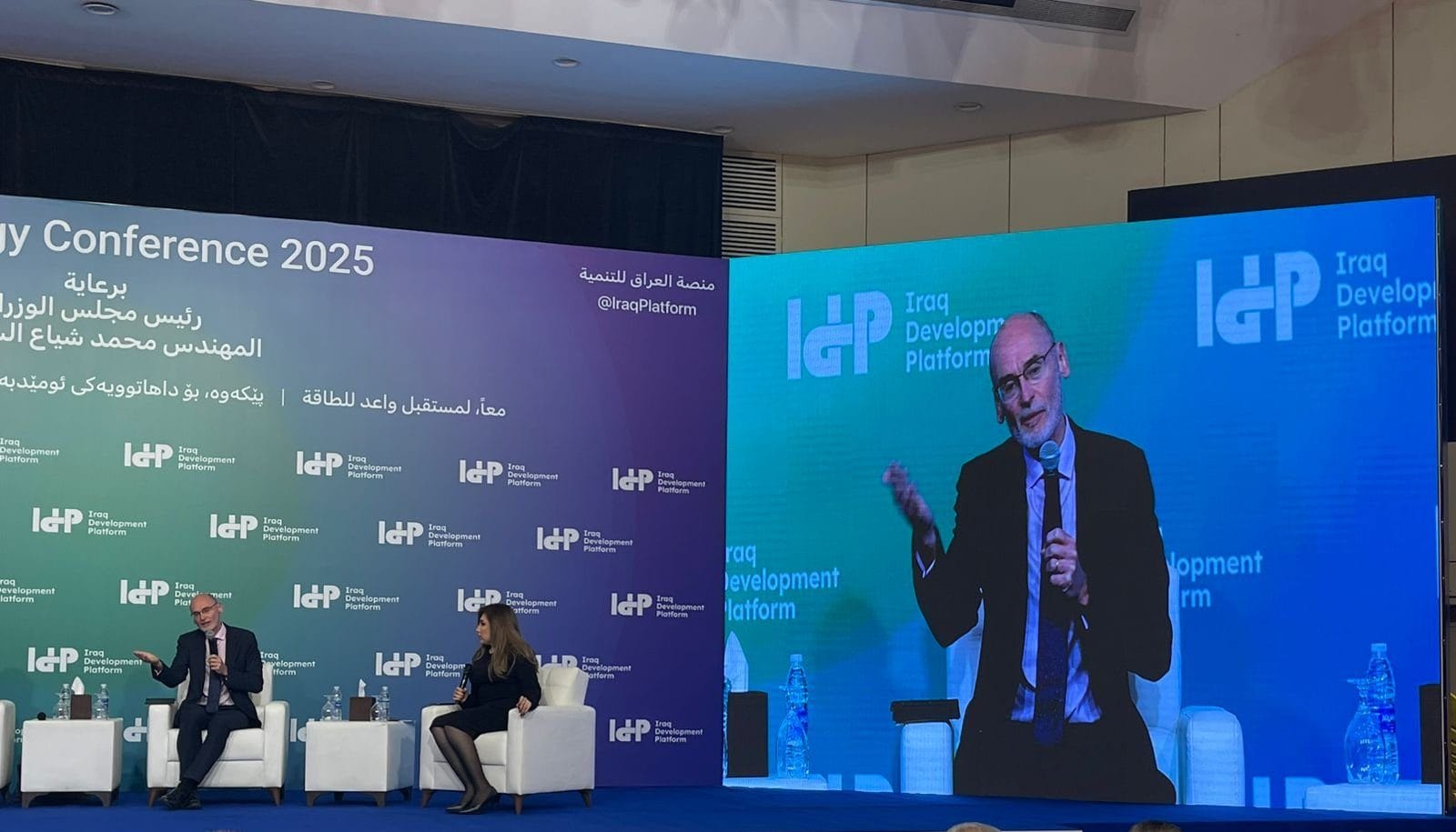 سفير بريطانيا لدى بغداد: ندعم طموح السوداني لاستقلال العراق في الطاقة وهناك تأثيراً صحياً على المواطن من حرق الغاز
